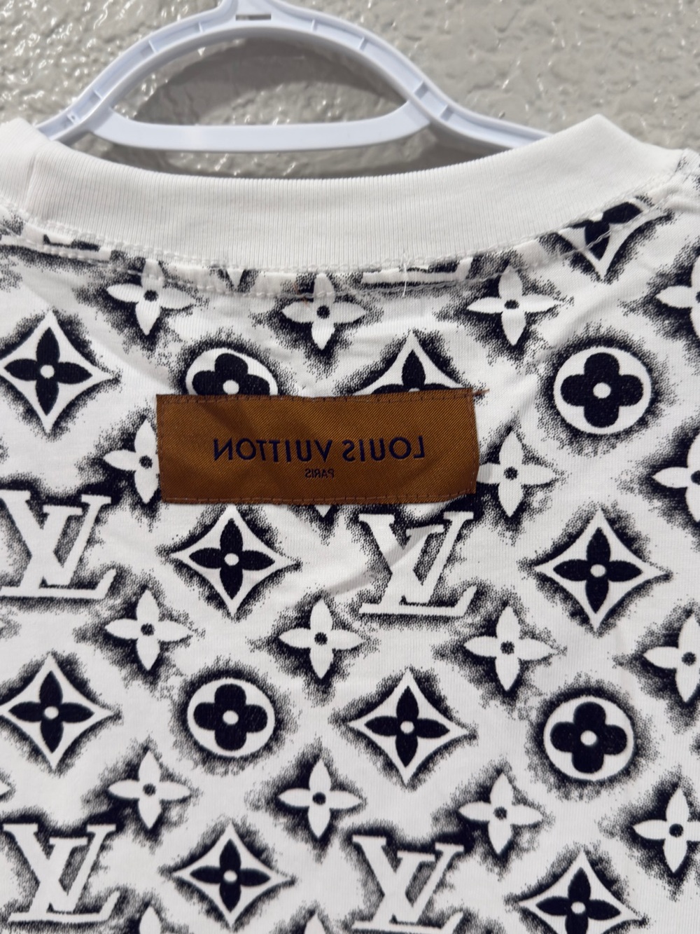 Louis Vuitton White & Black All-Over Monogram Short Sleeve Tee - Picture 3 of 4